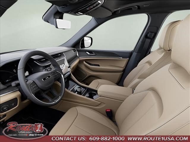 New 2026 Jeep Grand Cherokee Limited w/ Luxury Tech Group II AWD/4WD image 23