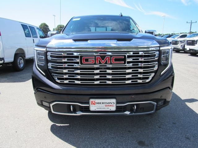 Certified 2023 GMC Sierra 1500 Denali w/ Denali Reserve Package AWD/4WD image 5