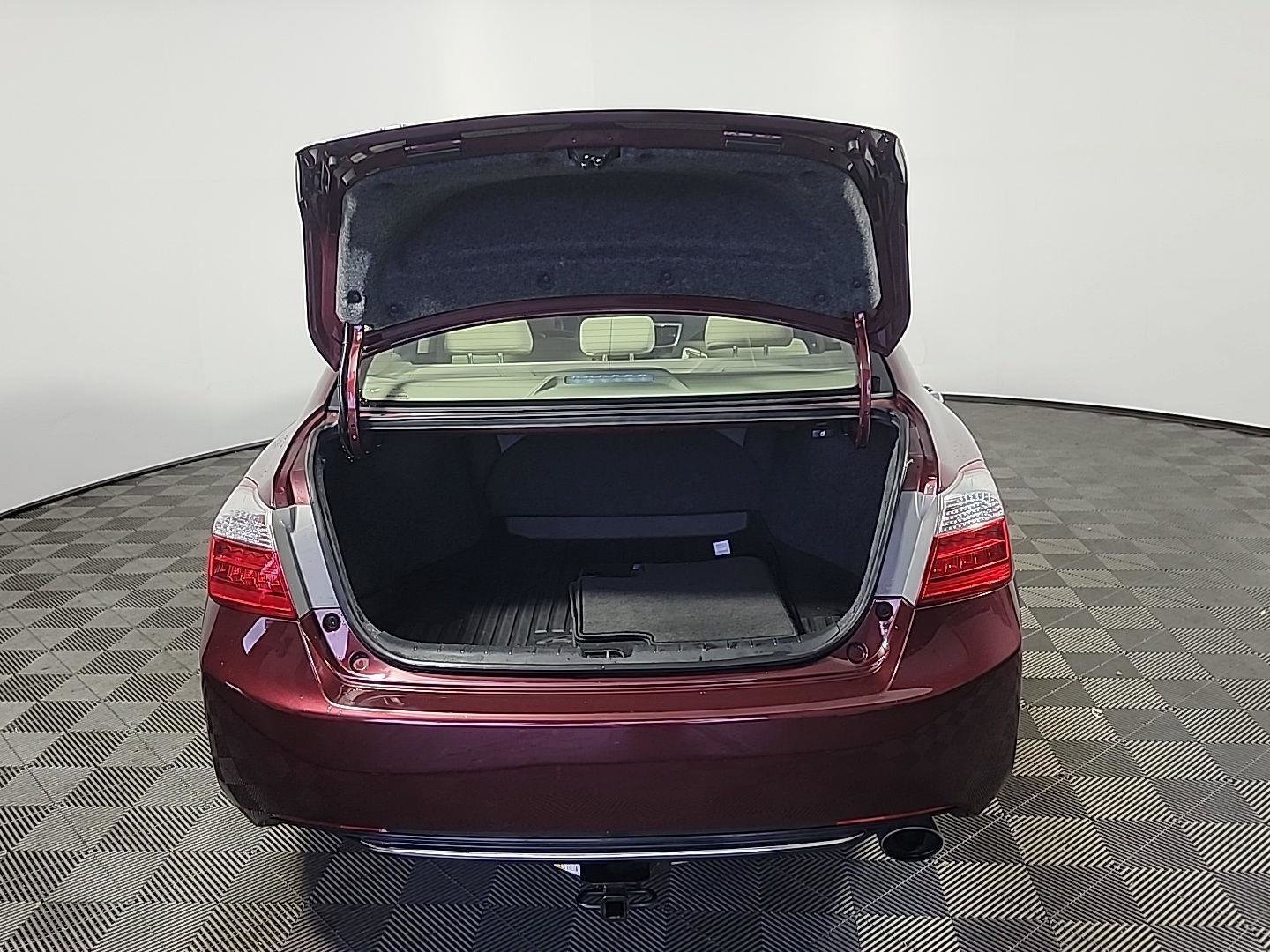 Used 2015 Honda Accord EX-L image 8