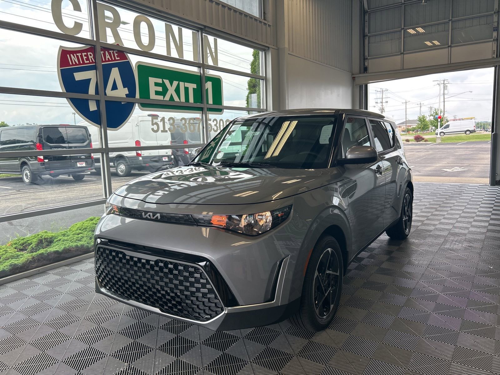 New 2025 Kia Soul EX image 3