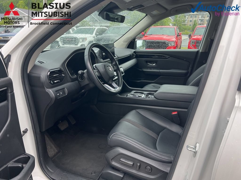 Used 2023 Honda Pilot Touring image 23
