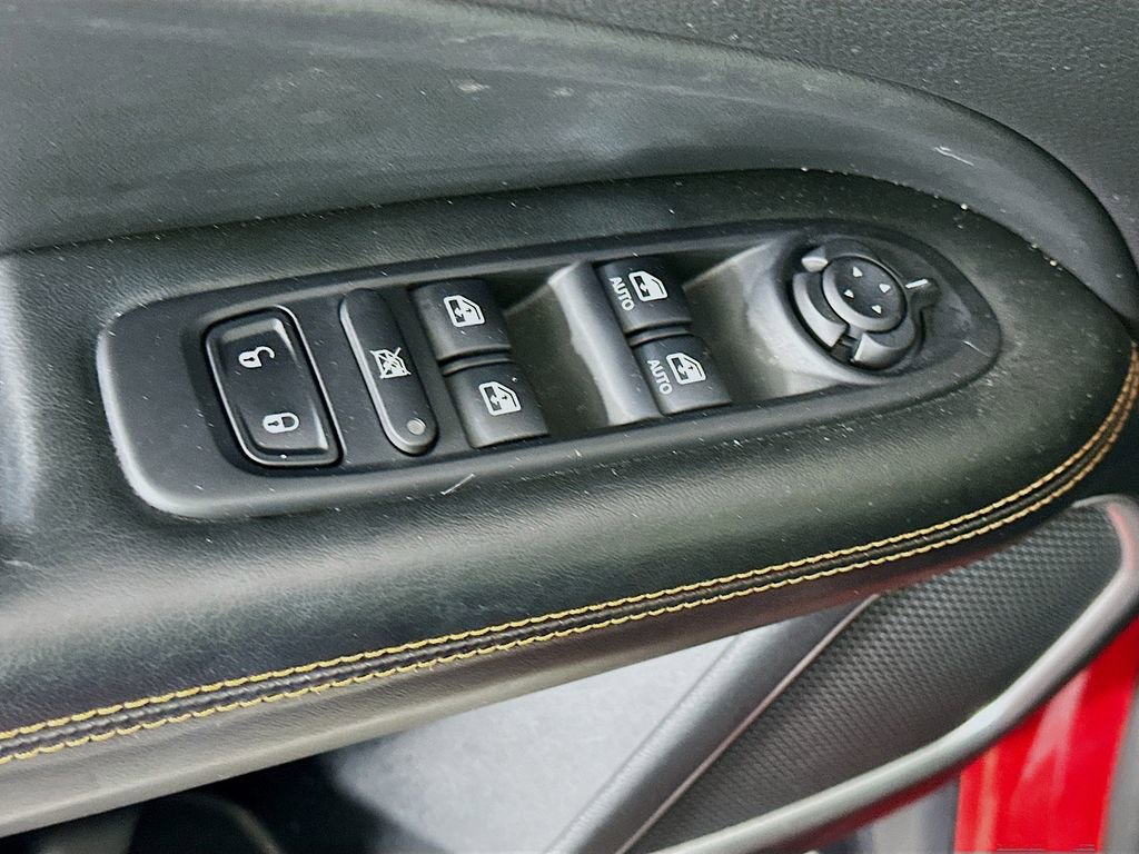 Used 2020 Jeep Compass Limited image 23