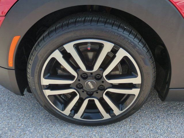 Used 2019 MINI Cooper S w/ Signature Upholstery Package image 10