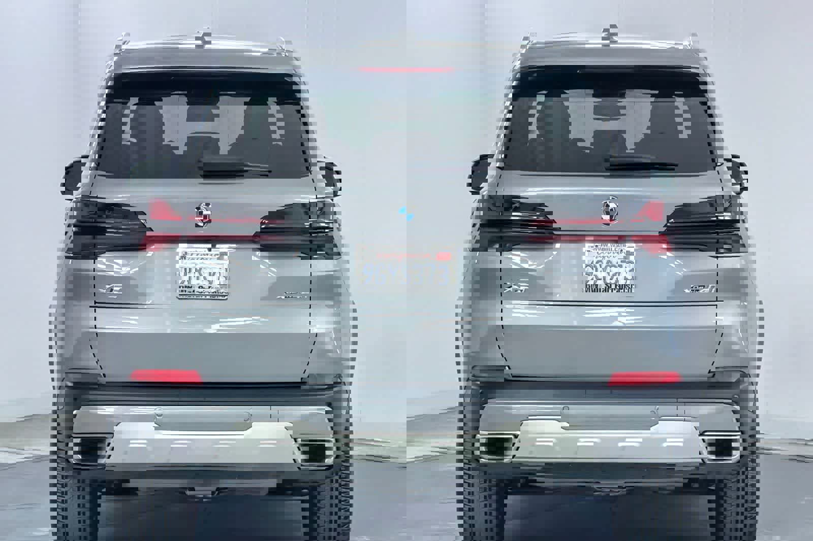 Used 2024 BMW X5 xDrive40i w/ Premium Package image 7