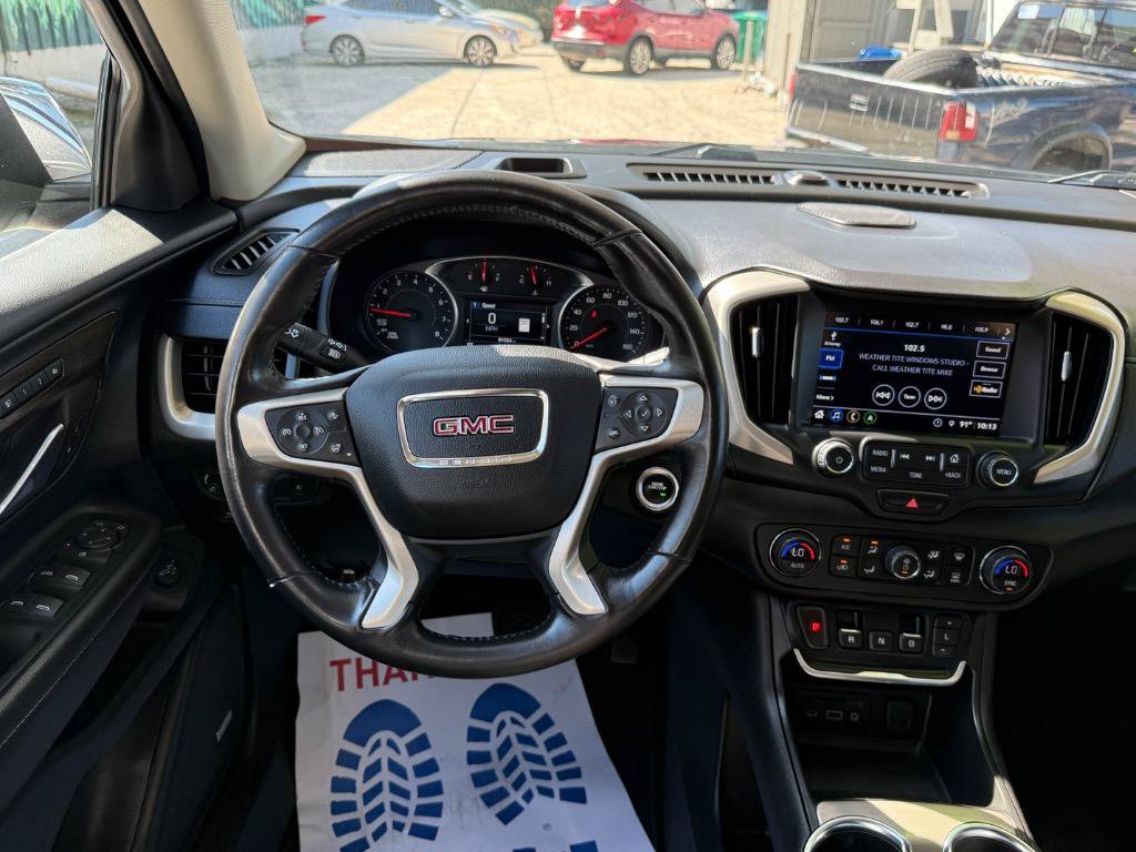 Used 2018 GMC Terrain Denali w/ Comfort Package AWD/4WD image 9