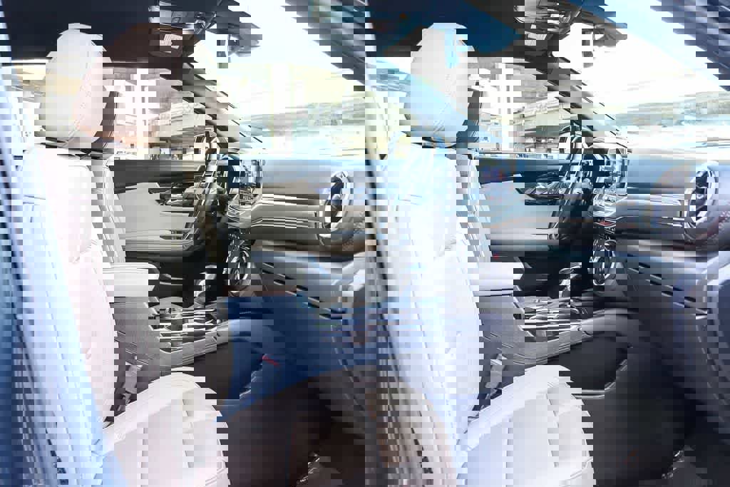 Used 2022 Chevrolet Blazer Premier w/ LPO, Sport Package image 16