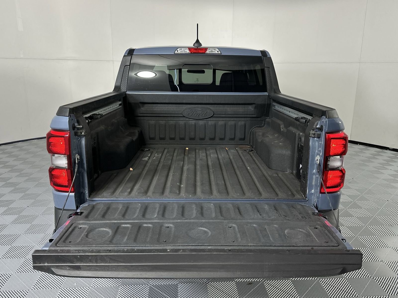 Used 2025 Ford Maverick Lariat w/ 4K Tow Package image 25