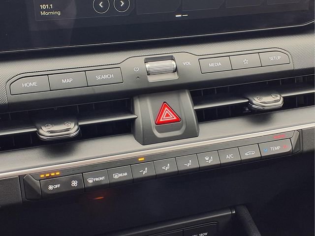 New 2025 Kia K4 LXS image 5