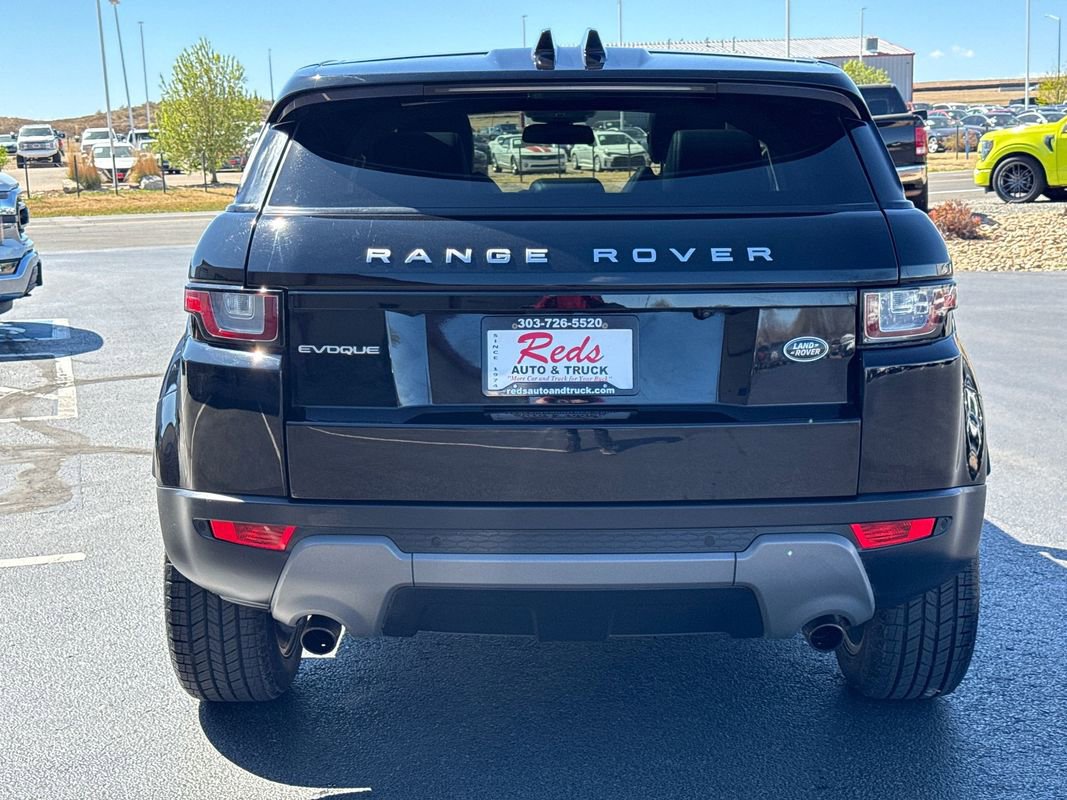 Used 2017 Land Rover Range Rover Evoque SE Premium image 11