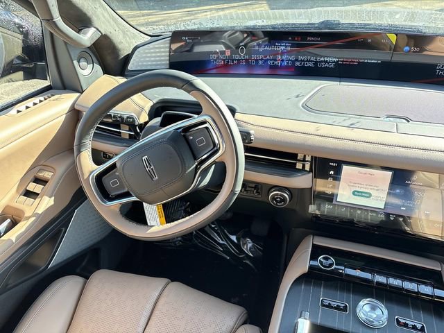 New 2026 Lincoln Navigator L Black Label AWD/4WD image 14
