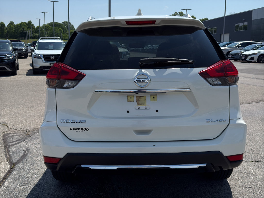 Used 2018 Nissan Rogue SL w/ Premium Package AWD/4WD image 7