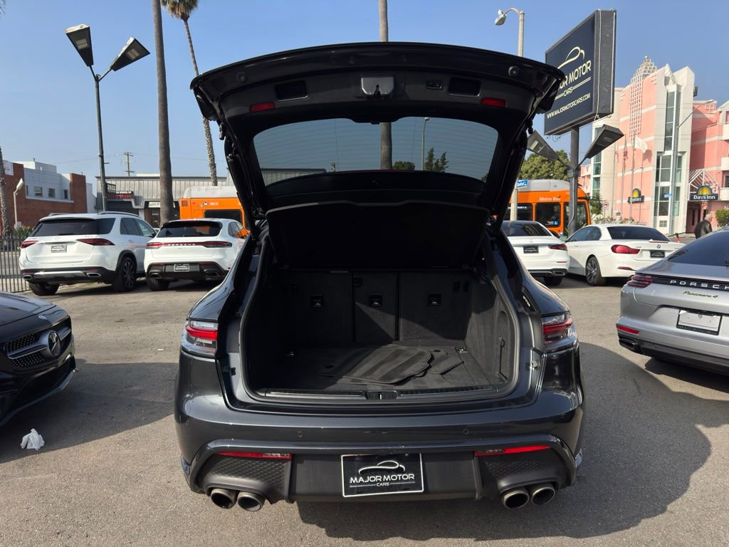 Used 2022 Porsche Macan S image 8