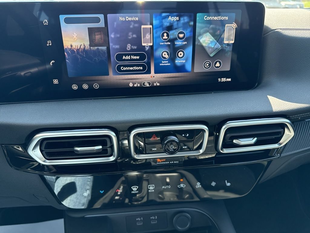 New 2026 Nissan Sentra SV w/ SV Convenience Package FWD image 18