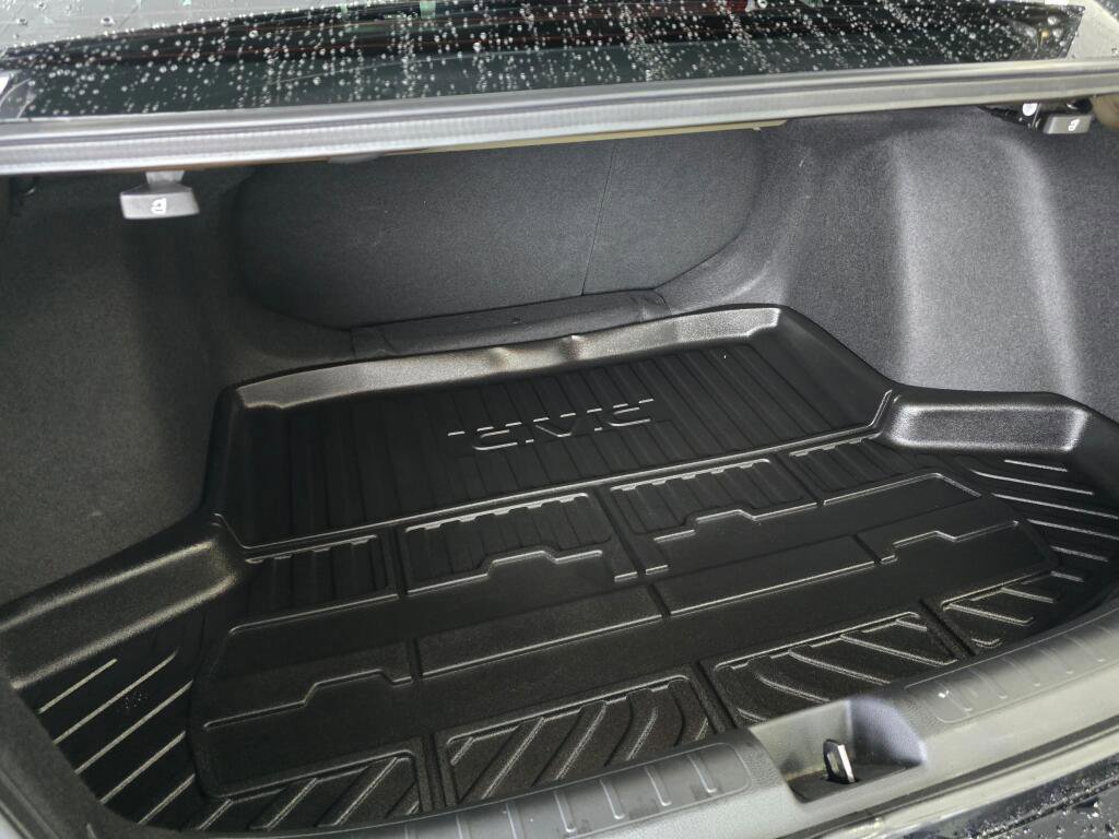 Used 2025 Honda Civic Sport image 15