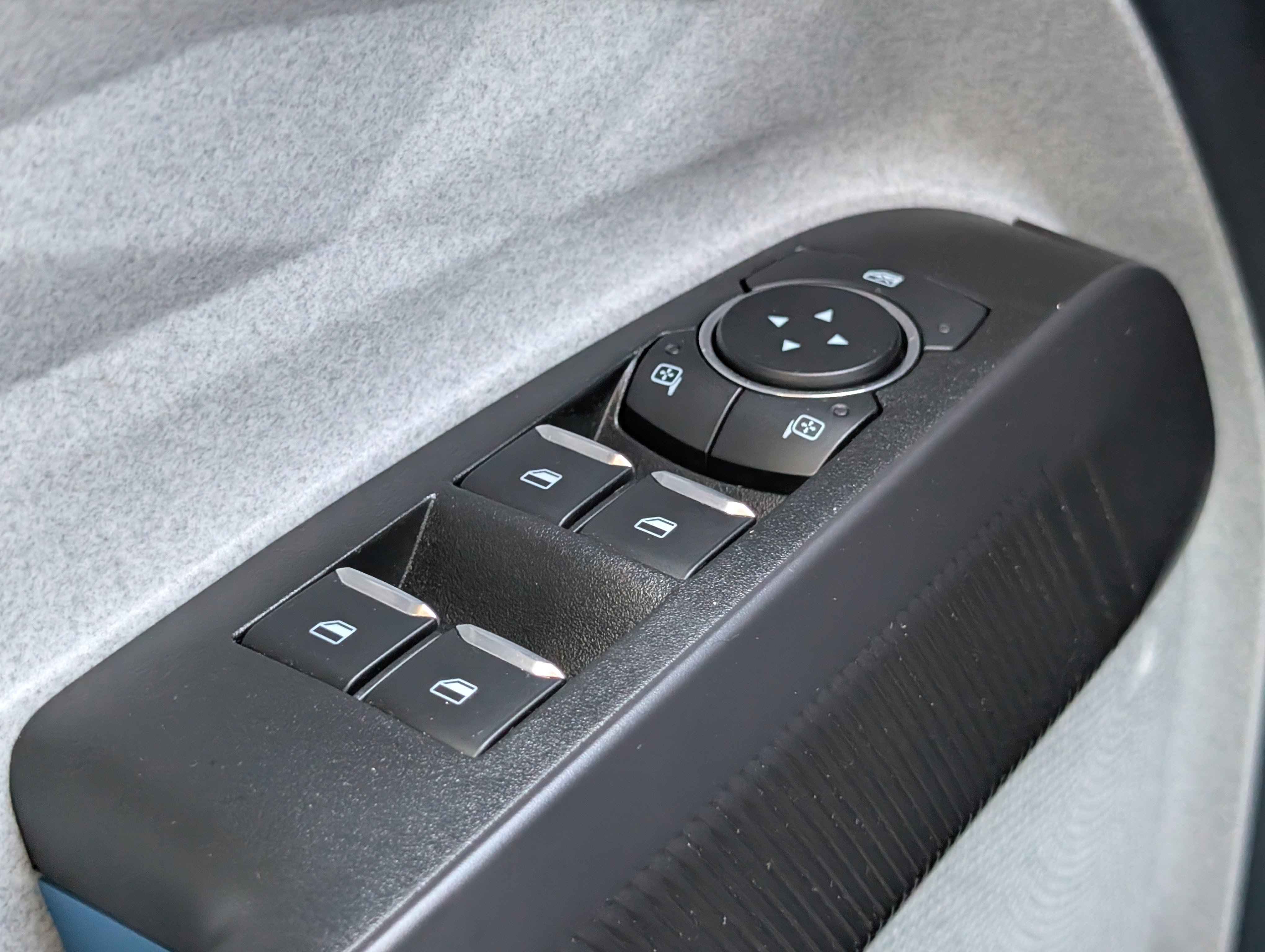 Used 2025 Ford Maverick XLT w/ XLT Luxury Package AWD/4WD image 23