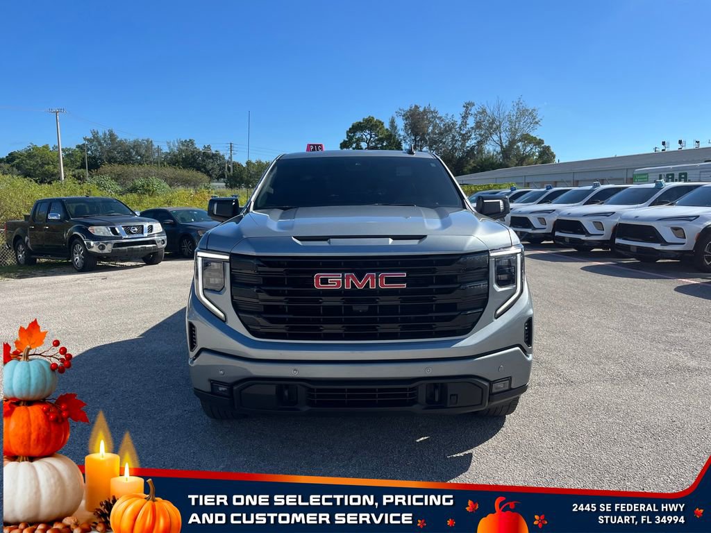 Used 2025 GMC Sierra 1500 Elevation w/ Elevation Premium Package image 3