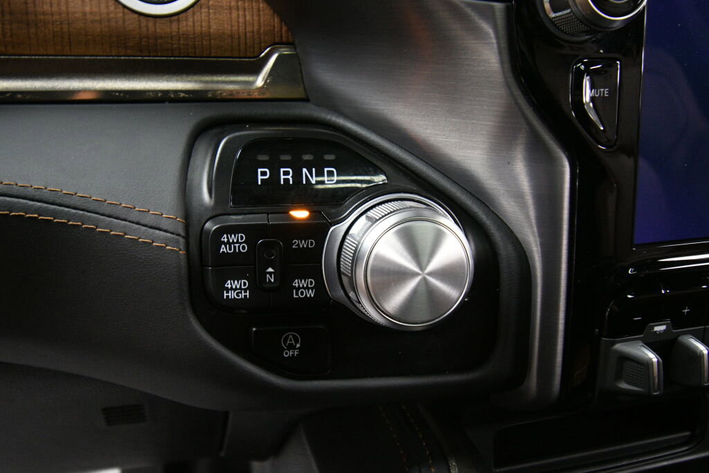 Used 2022 RAM 1500 Limited image 19