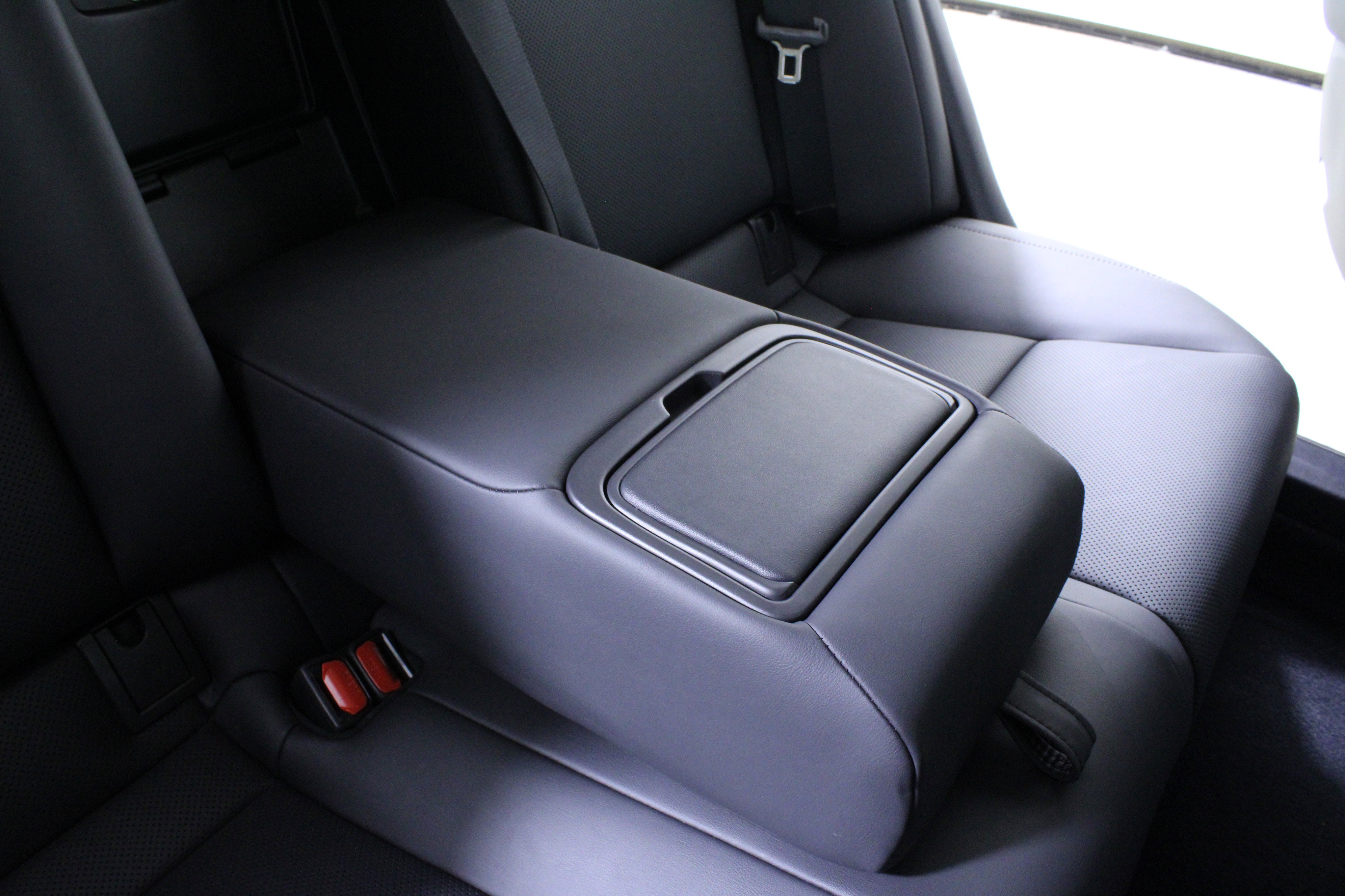 Used 2022 Lexus ES 350 image 14