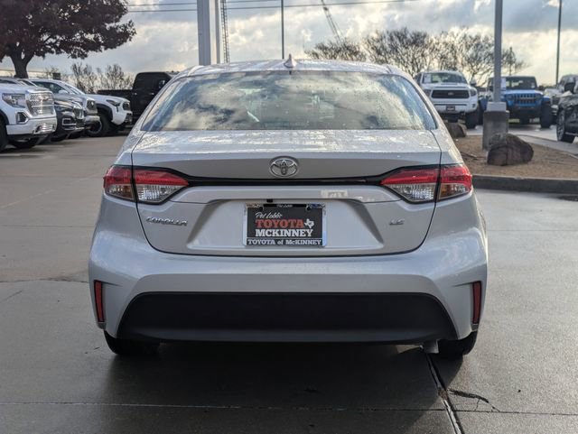 Used 2023 Toyota Corolla LE image 7