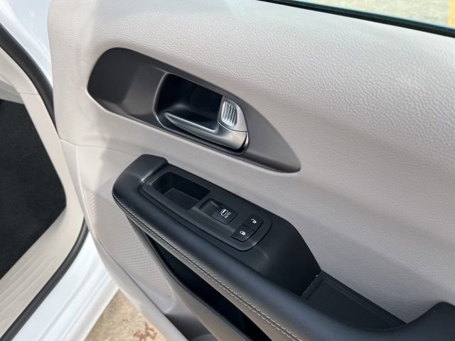 Used 2024 Chrysler Pacifica Touring-L image 25