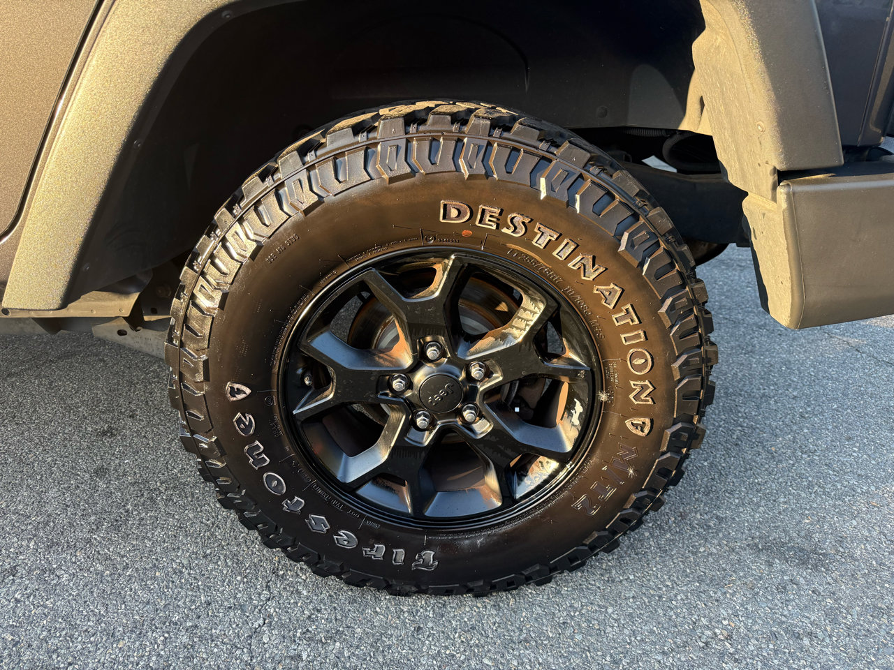 Used 2017 Jeep Wrangler Unlimited Sport w/ Connectivity Group image 22