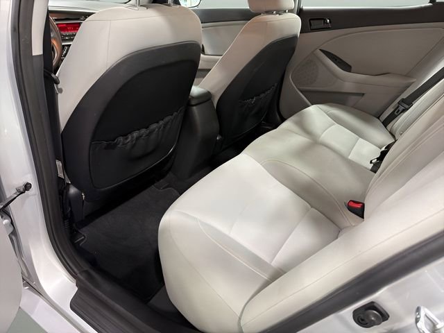 Used 2013 Kia Optima LX image 27