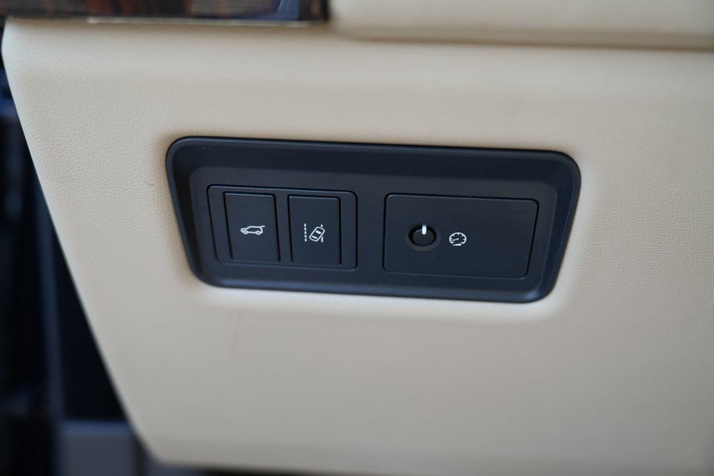 Used 2017 Land Rover Range Rover Supercharged image 54
