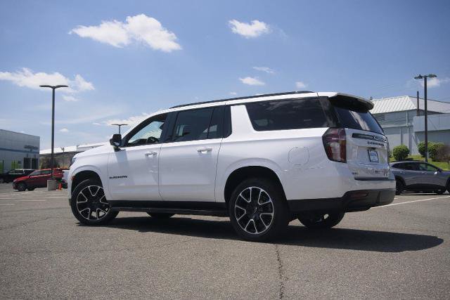 Used 2023 Chevrolet Suburban RST AWD/4WD image 8