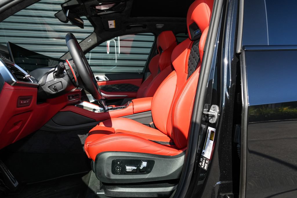 Used 2026 BMW X5 M Competition w/ Executive Package AWD/4WD image 16