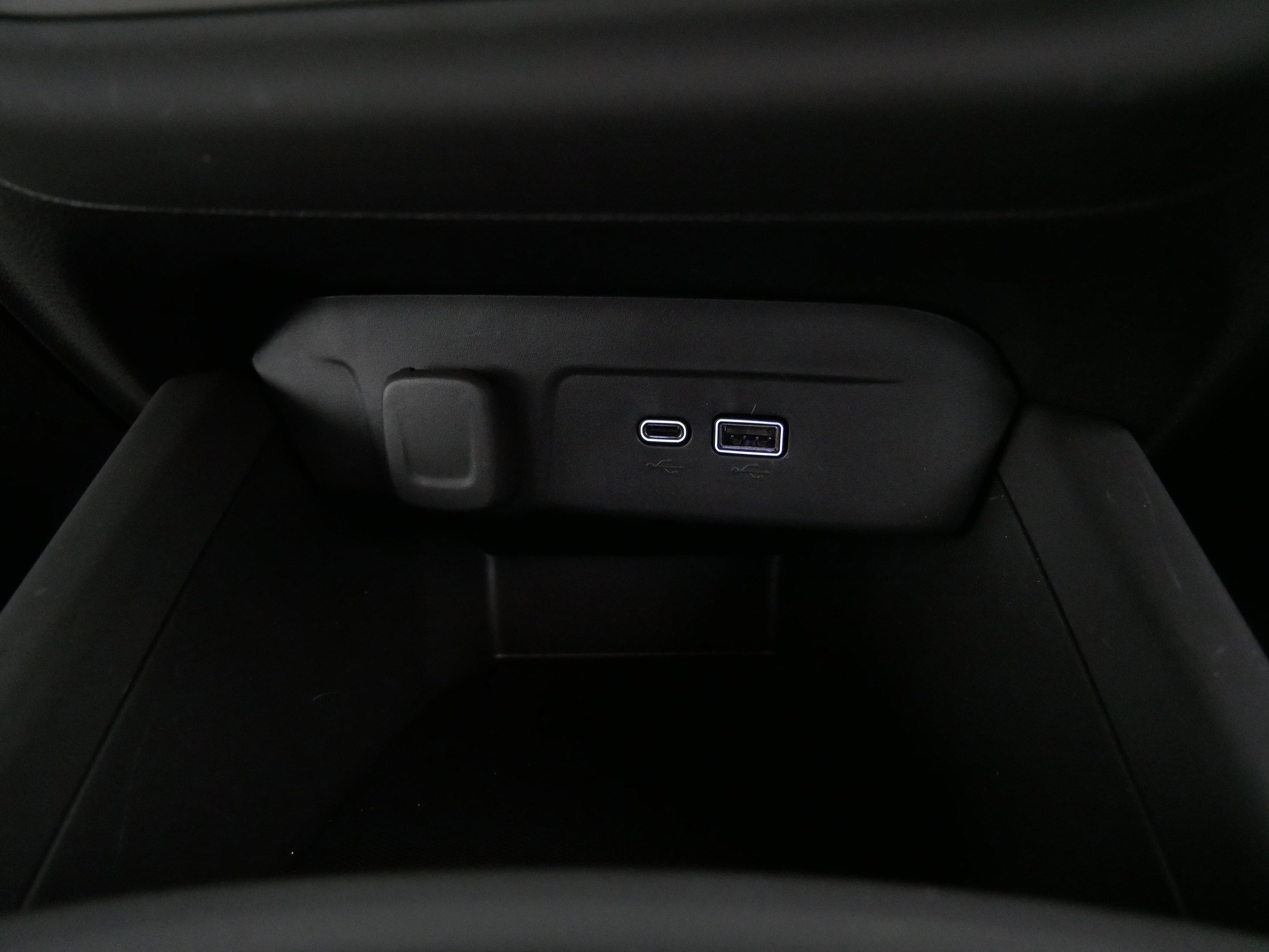 Used 2024 Chevrolet Trax RS w/ Driver Confidence Package image 30