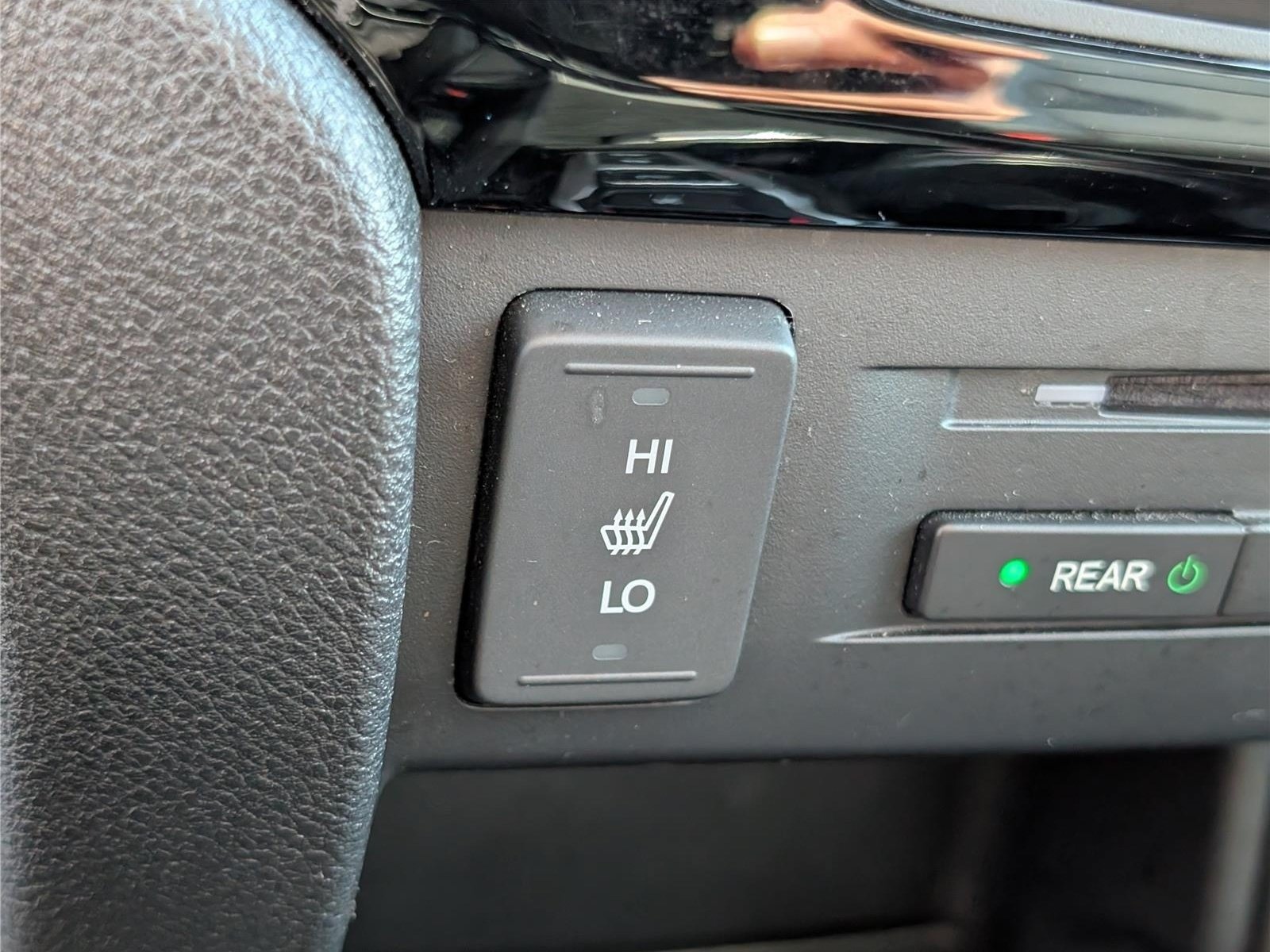 Used 2017 Honda Pilot Touring image 31