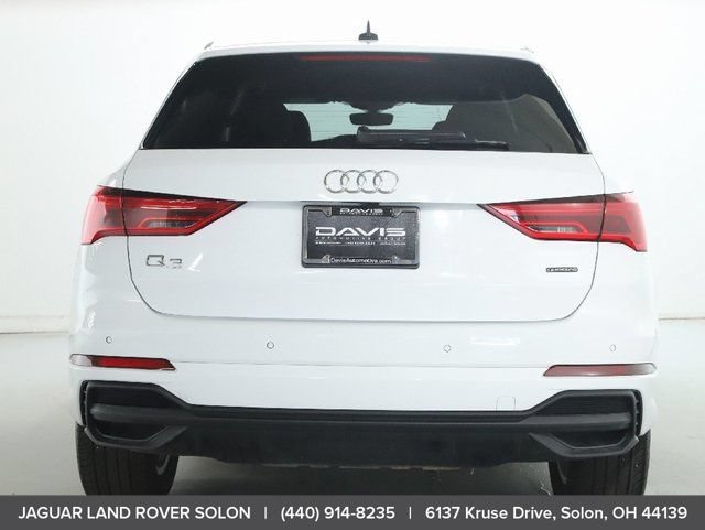 Used 2025 Audi Q3 2.0T Premium AWD/4WD image 7