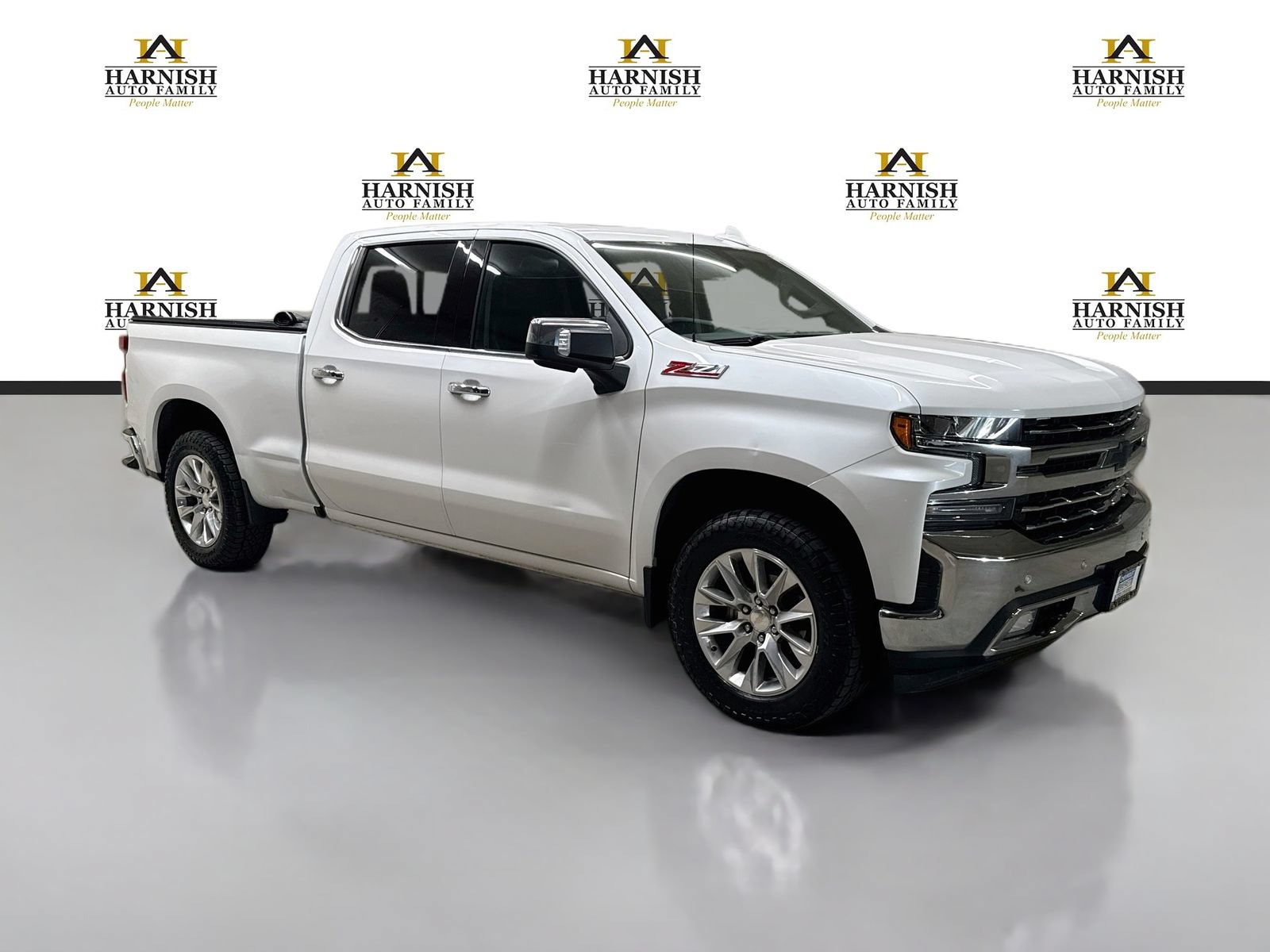 Used 2022 Chevrolet Silverado 1500 LTZ AWD/4WD image 3