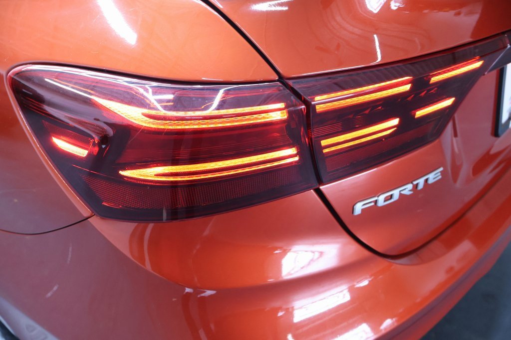 Used 2022 Kia Forte GT-Line w/ GT-Line Premium Package image 27