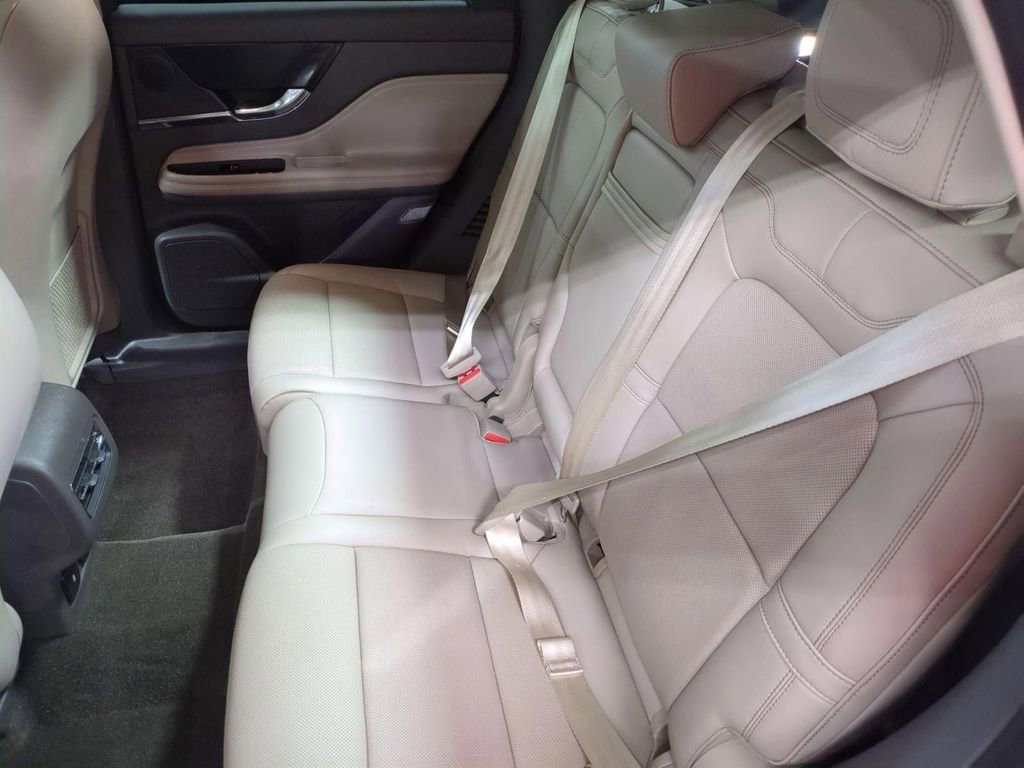 Certified 2023 Lincoln Corsair Reserve w/ Equipment Group 201A image 27