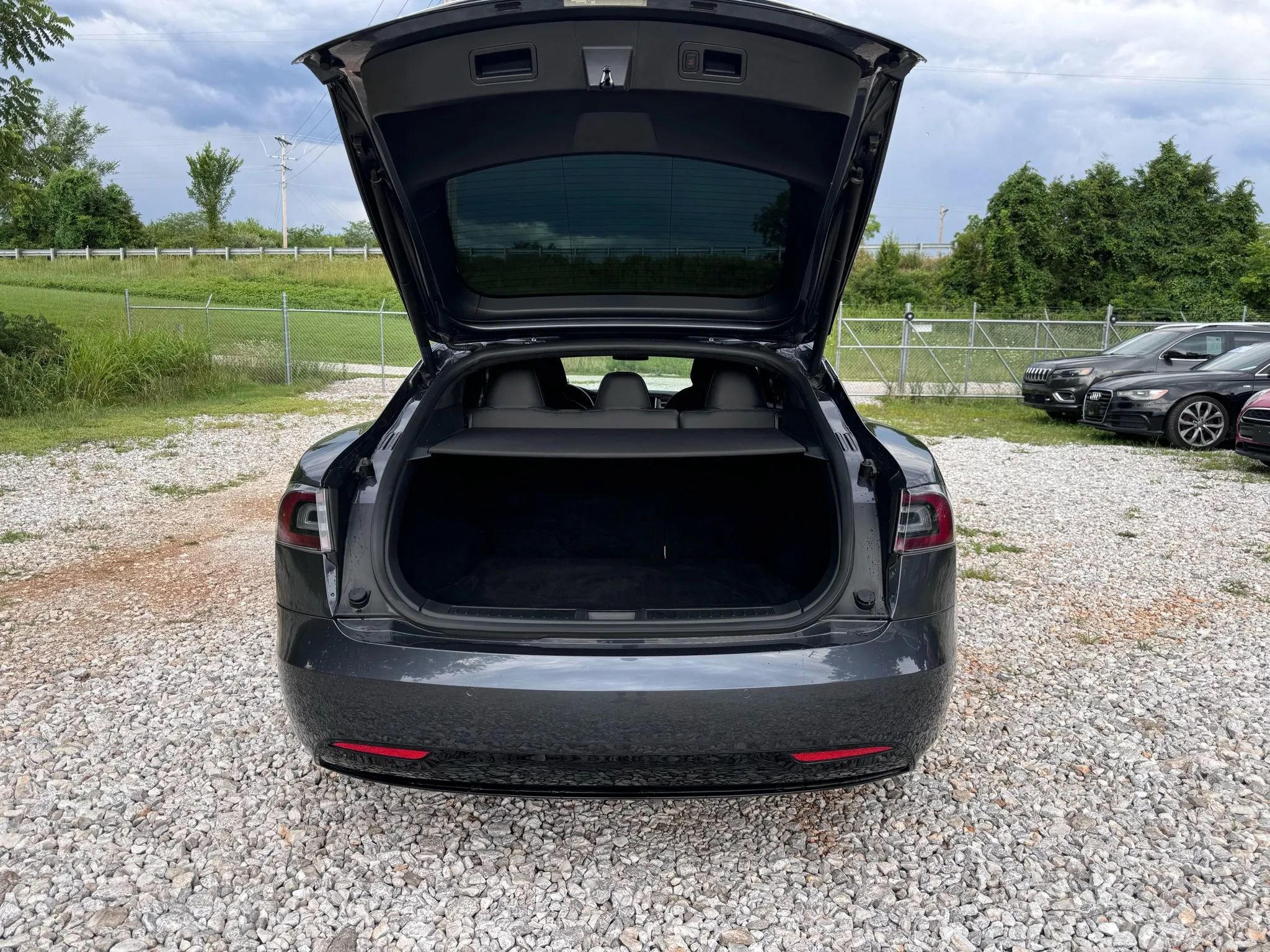 Used 2017 Tesla Model S 75 image 7