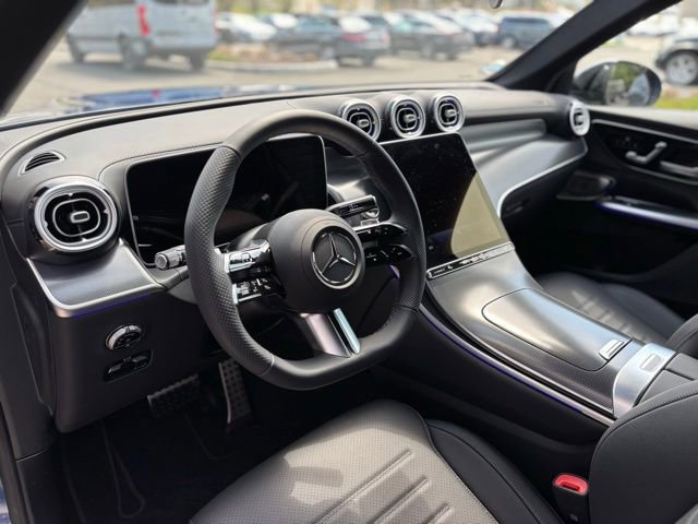 Used 2026 Mercedes-Benz GLC 300 4MATIC image 16