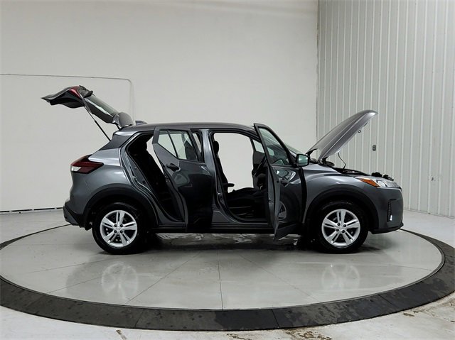 New 2025 Nissan Kicks Play S image 16
