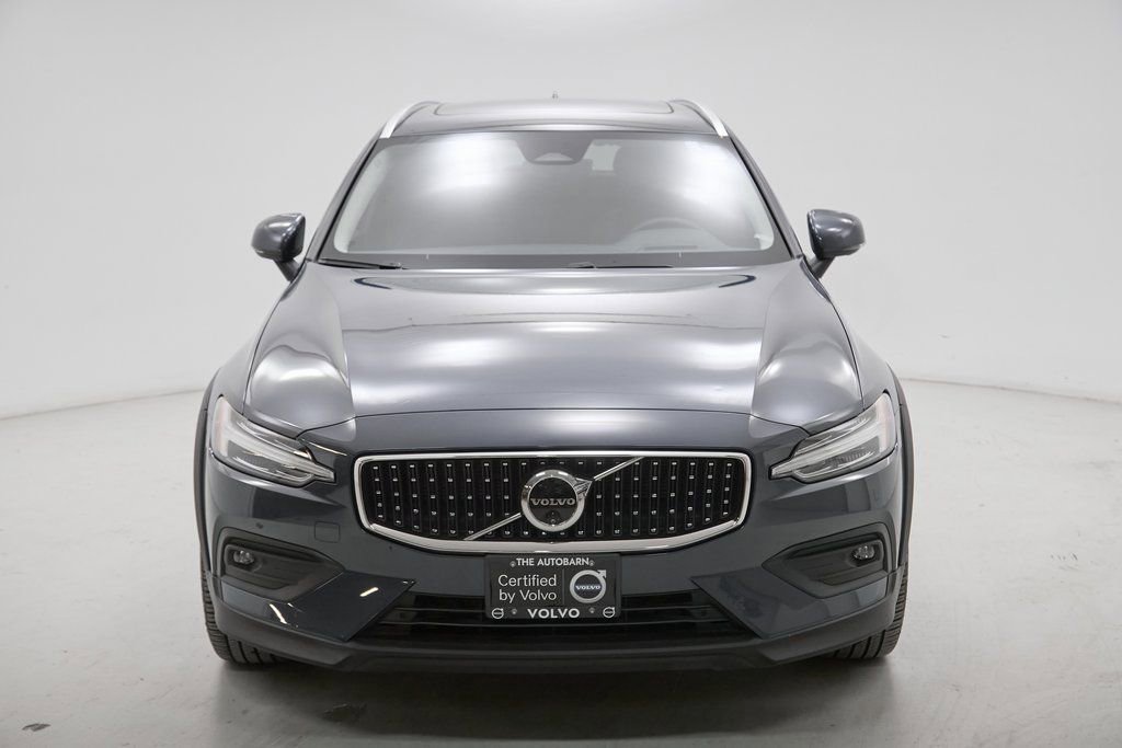 Certified 2024 Volvo V60 B5 Cross Country Ultimate image 5