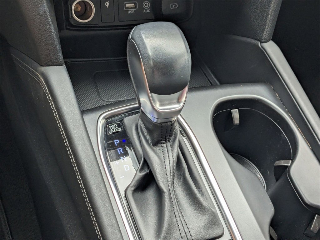 Used 2020 Hyundai Santa Fe Limited image 12