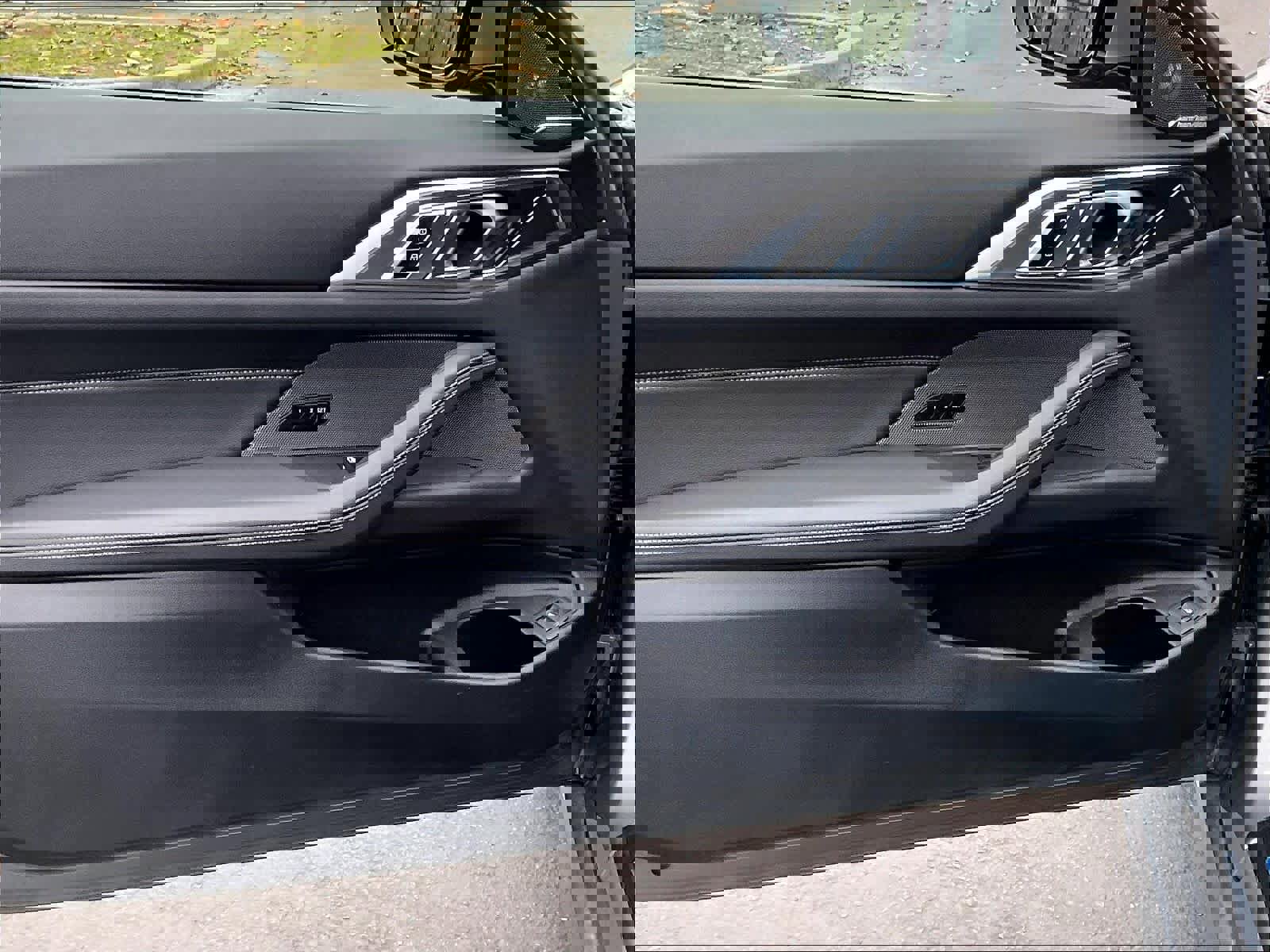 Used 2026 BMW 430i Coupe w/ Parking Assistance Package image 24