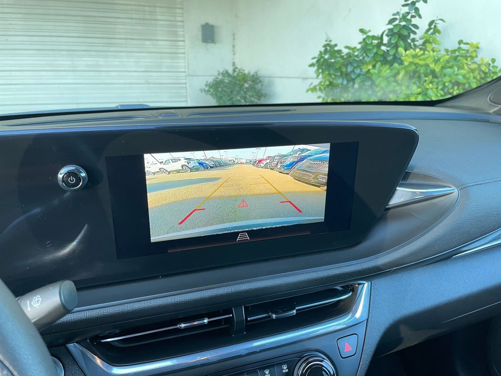 Used 2025 Buick Envista Preferred image 24