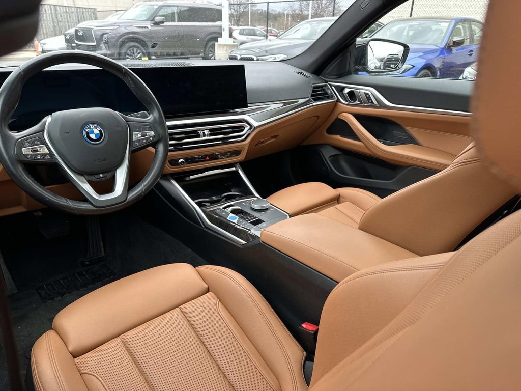Used 2023 BMW i4 eDrive35 image 10