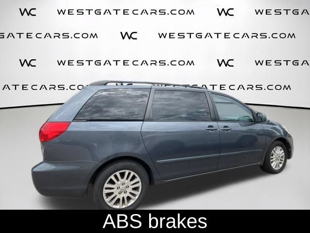 Used 2008 Toyota Sienna XLE FWD image 7