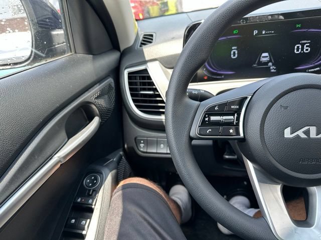 New 2026 Kia Seltos LX AWD/4WD image 39
