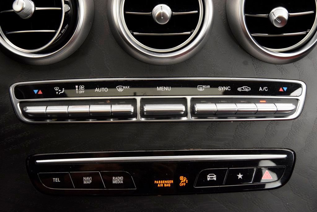 Used 2022 Mercedes-Benz GLC 43 AMG AMG GLC 43 image 27