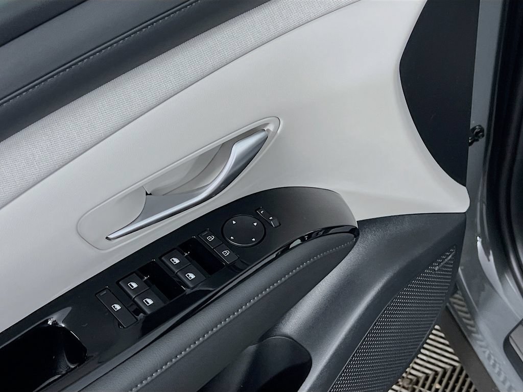 New 2026 Hyundai Tucson Limited AWD/4WD image 16
