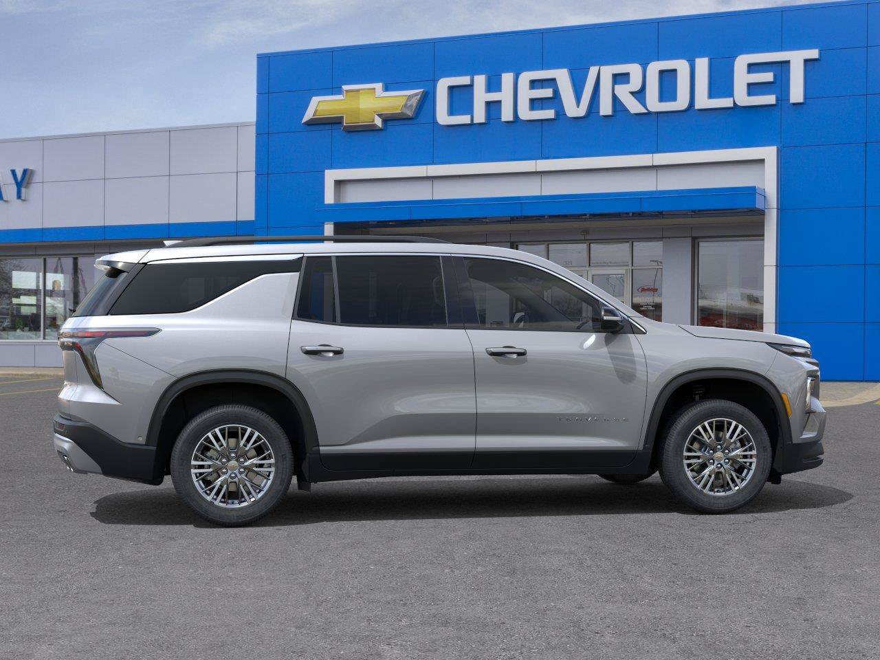 New 2027 Chevrolet Traverse LT w/ LPO, Floor Liner Package AWD/4WD image 5