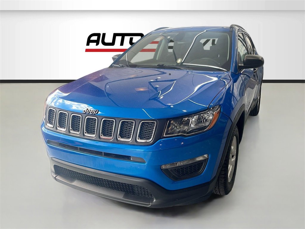 Used 2021 Jeep Compass Sport image 3