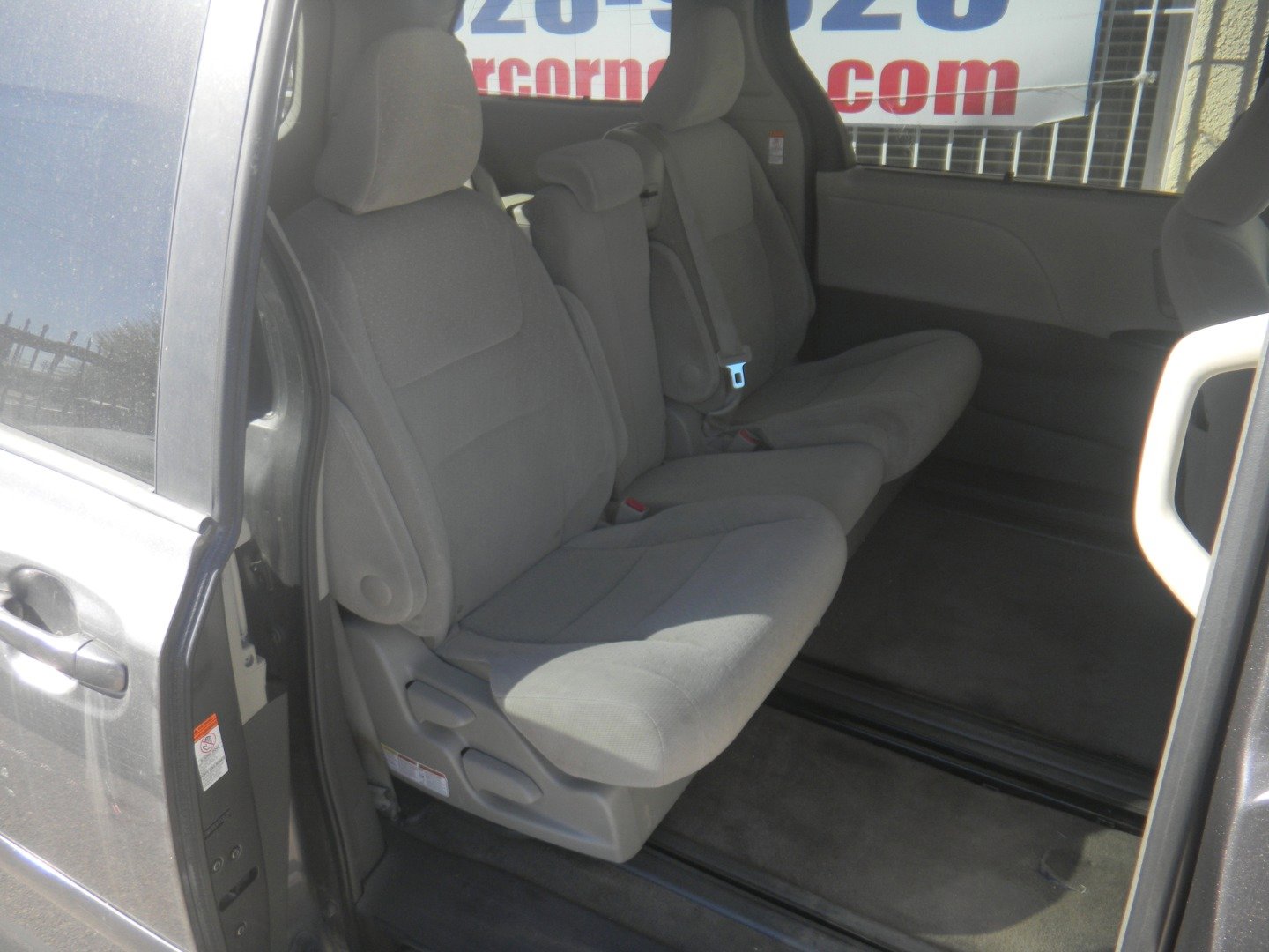 Used 2015 Toyota Sienna LE image 16